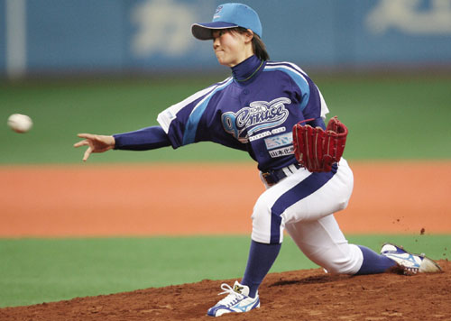 Eri Yoshida, 17, drafted by Japanese pro team